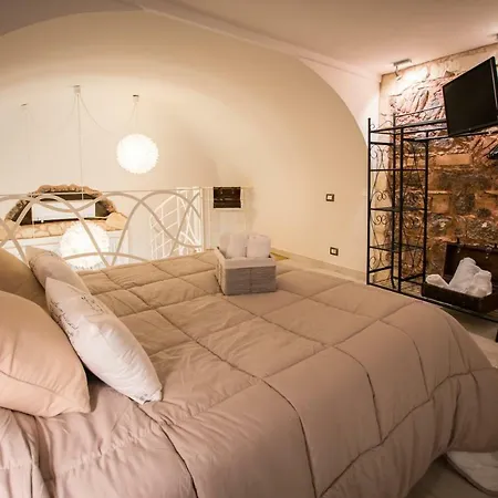 Lu Mo Mari Loft